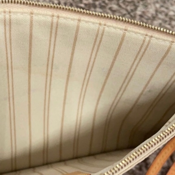 SOLD Louis Vuitton Damier Azur Neverfull Pochette - Picture 6 of 7